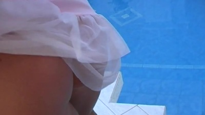 Ravishing brown-haired Marilyn B in a hawt action